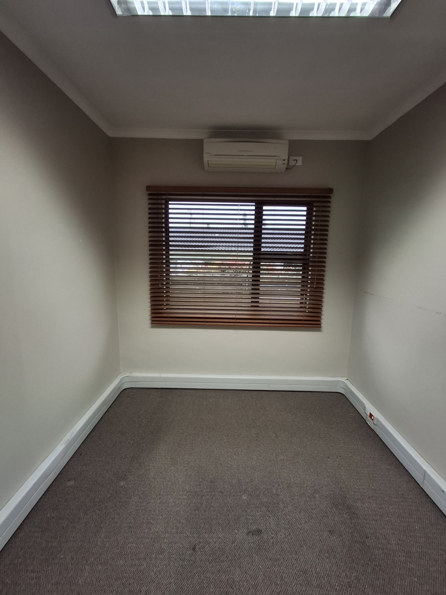 To Let Commercial Property for Rent in Stirling Eastern Cape